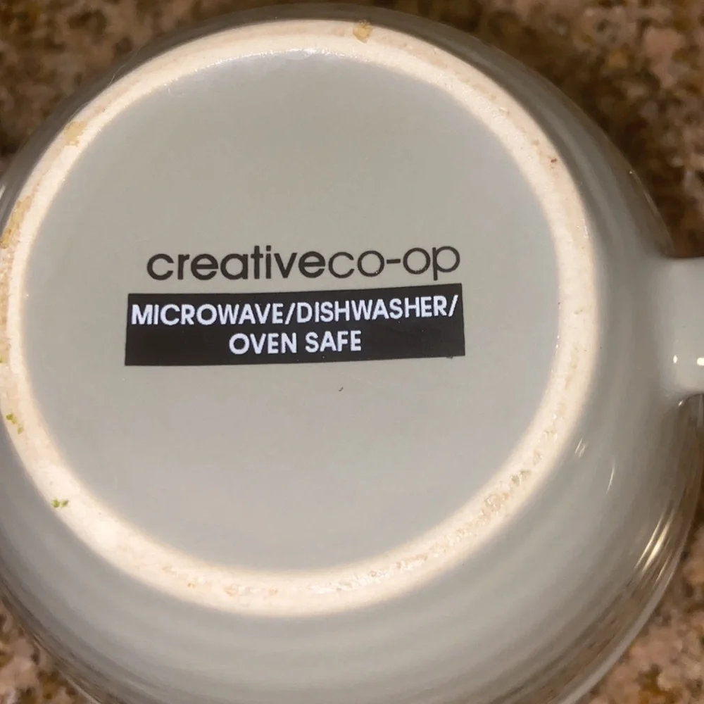 Creative Co-Op ceramic measuring cups. 1 1/2 cup, 1 cup, 1/2cup, and 1/4 cup